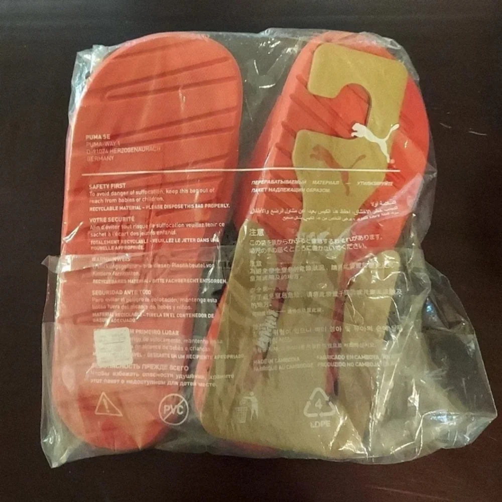 PUMA Cool Cat Slides Sandals Men's 7 Womens 8-8.5 Unisex Red BNWT 1 PAIR LEFT